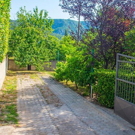 Holiday Home Narona Mostar Esterno foto