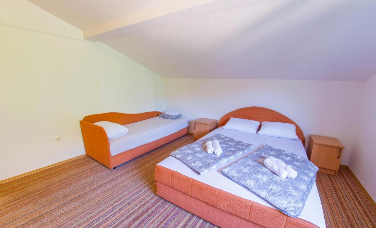 Holiday Home Narona Mostar Esterno foto