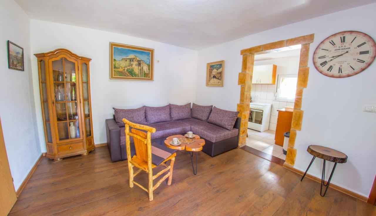 Holiday Home Narona Mostar Esterno foto