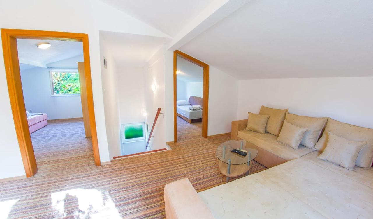 Holiday Home Narona Mostar Esterno foto