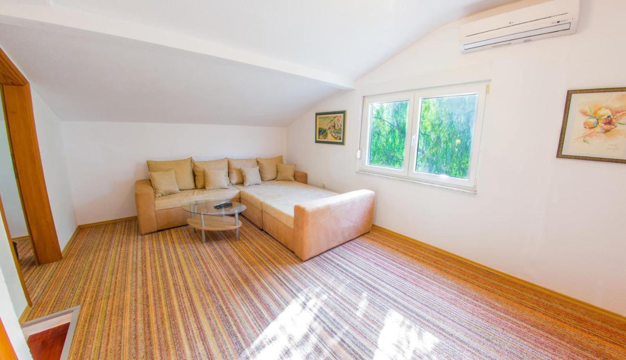 Holiday Home Narona Mostar Esterno foto